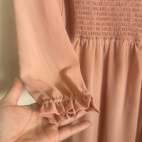 Mad about style, size small, peachy pink long sleeve dress, stretchy, airy - Picture 4 of 9